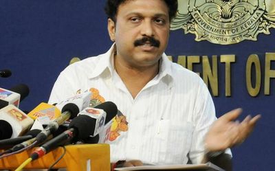 Ganesh Kumar seeks Vijay Babu’s resignation from AMMA