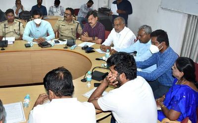 ‘Ashada’ Fridays: Private vehicles banned atop Chamundi hills