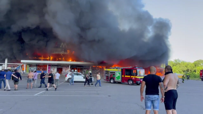 Zelensky says Russian missiles hit shopping center with over 1,000 civilians inside