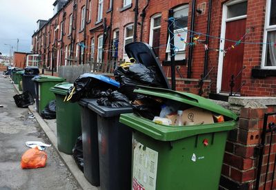 Binmen and carers ‘need a payrise’, says Labour