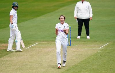 England’s Kate Cross hails Marizanne Kapp’s ‘outstanding’ 150 for South Africa