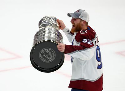 Nathaniel Hackett eager to see energy and juice from Avs’ playoff games at Broncos’ games