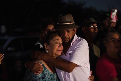 'Stacks of bodies': 46 dead migrants found in truck in Texas