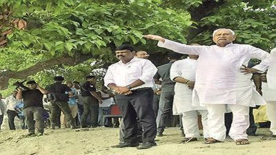 Chief Minister Nitish Kumar: Remove silt to increase depth and width of Gandak