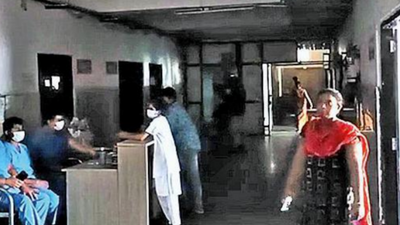 Ahmedabad: Power outage in Sola Civil Hospital troubles patients, relatives