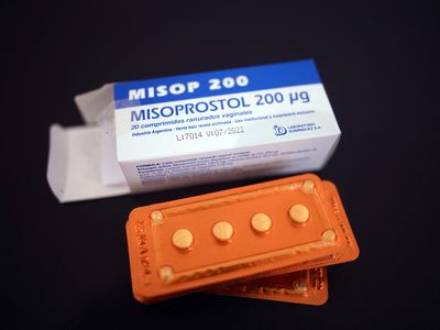 Instagram and Facebook begin removing posts offering abortion pills