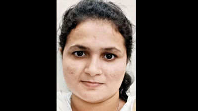 Gujarat: Masseuse floats dummy sharebroking firm, caught