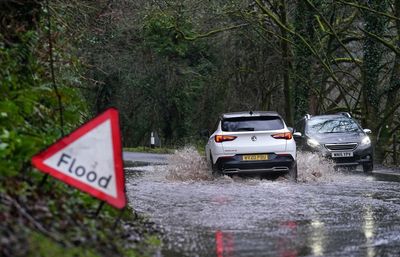 UK weather: Flood alerts issued as three-day ‘Atlantic cyclone’ expected in Scotland