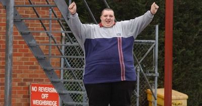Britain's 'fattest man' who once weighed 55 stone tragically dies aged 37