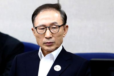 S. Korean prosecutors grant ex-president temporary release