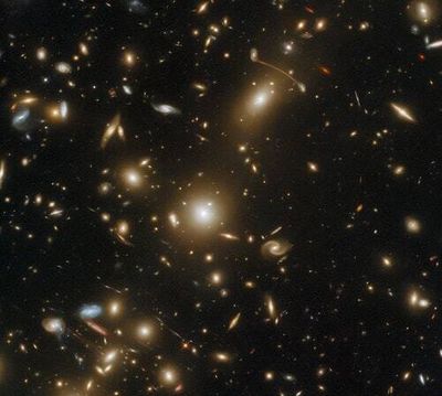 Incredible Hubble images reveal how the Webb Telescope will use galaxies to bend light