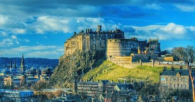 Edinburgh Castle hits back at tourist's bogus 'anti English abuse' claim
