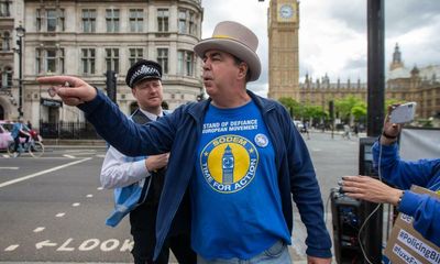 Stop Brexit Man: police swoop on Steve Bray and seize sound system