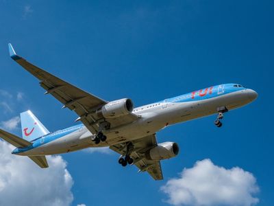 Terrified Tui passengers describe flight’s emergency landing following ‘loud bangs’ and turbulence
