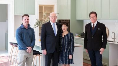 Governor-General David Hurley apologises for appearing in video praising renovations in his private home