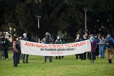 Does blocking the Sydney harbour tunnel actually help the climate cause?