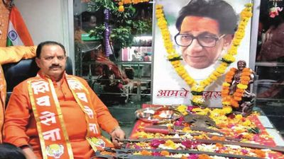 Surat: Shiv Sena unit chief resurfaces after a week