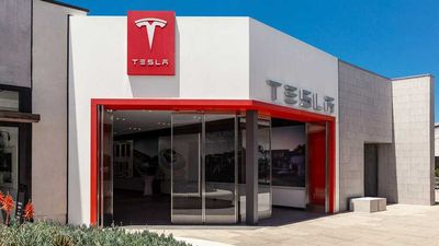 Tesla Closes San Mateo Office, Lays Off 200 From Autopilot Team