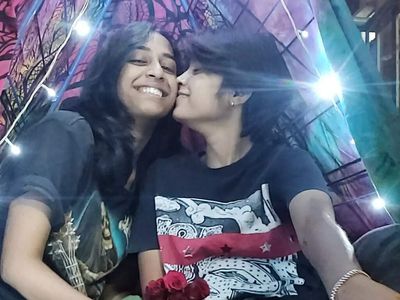 Swipe for Love: “Online dating was a blessing for introverts like us”