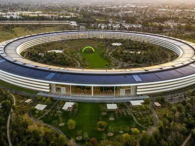 Apple Analyst Says This Is Cupertino's Unique Advantage Over Other Tech Giants