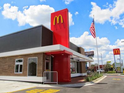 Atlantic Equities Upgrades McDonald's For Proving Its Resilience Amid Economic Weakness
