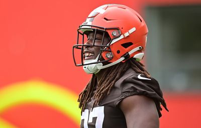 Browns’ Kareem Hunt suggested as another Saints RB trade target