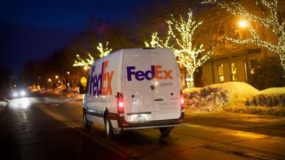 FedEx Stock Slides As Ground Margin Forecast Highlights Inflation Challenge