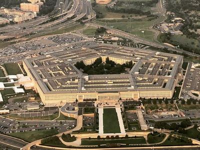 Pentagon Warns Of Serious Threat To Global Economy From Blockchain Vulnerabilities