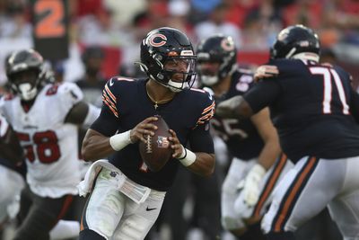 How much was Bears QB Justin Fields affected by pressure in 2021?