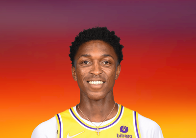 Lakers exercise team options on Stanley Johnson, Wenyen Gabriel