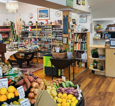 The affluent community defying grocery competition woes