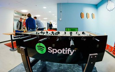 Spotify’s new karaoke function that judges you like your friends secretly do, explained