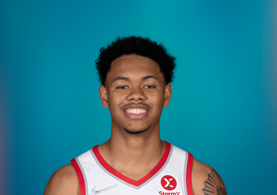Blazers make Anfernee Simons a restricted free agent