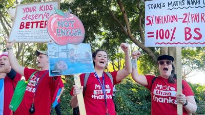 Sydney news: Teachers set to strike in city today against 'insulting' 3 per cent pay rise