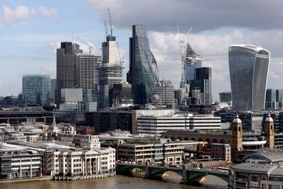 UK crackdown failing to stem flow of Russian dirty money through London, MPs warns