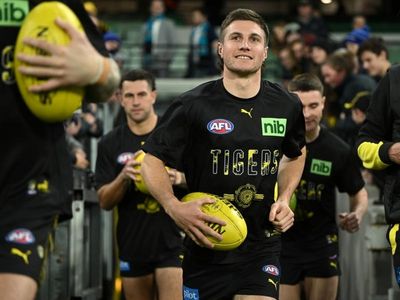 Richmond coach tips Baker to stay a Tiger