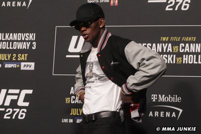 Debunking ‘Tittygate’: Israel Adesanya issues $3 million challenge to anyone who can prove steroid use