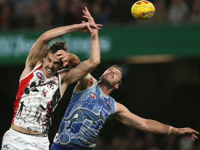 Under-fire St Kilda to give King more help