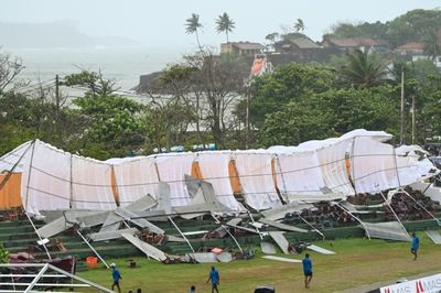 Rough weather causes stand collapse, delays Galle Test