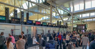 UK Government unveils plan to tackle flight disruption