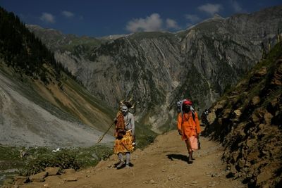 Huge Hindu pilgrimage in Indian Kashmir begins