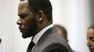 R. Kelly, the Top-selling R&B Star Who Dodged Sex Allegations for Years