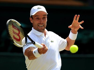 Roberto Bautista Agut becomes latest player to withdraw from Wimbledon with Covid