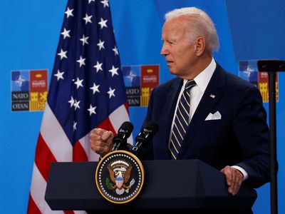 Biden: U.S. to announce $800 million more weapons aid to Ukraine