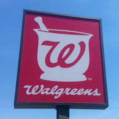 Buy-Rated Walgreens Could Be a Recession Winner