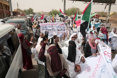 Sudan doctors: 4 people killed in mass anti-coup rallies
