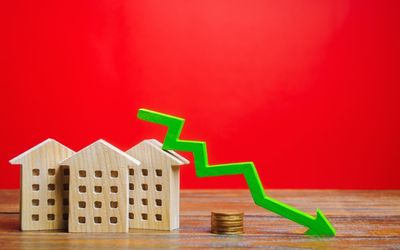 Sydney and Melbourne lead accelerating housing downturn