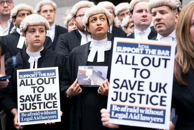 Barristers vow to continue strike action and claim 15% pay offer is ‘nothing new’