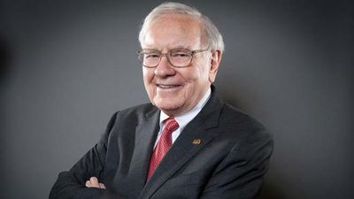 Buffett Just Stocked up on These 3 Buy-Rated Stocks