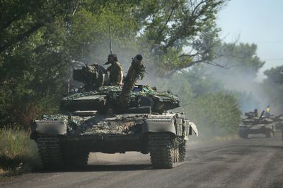 Ukraine plans on summer counteroffensive to oust Russian forces